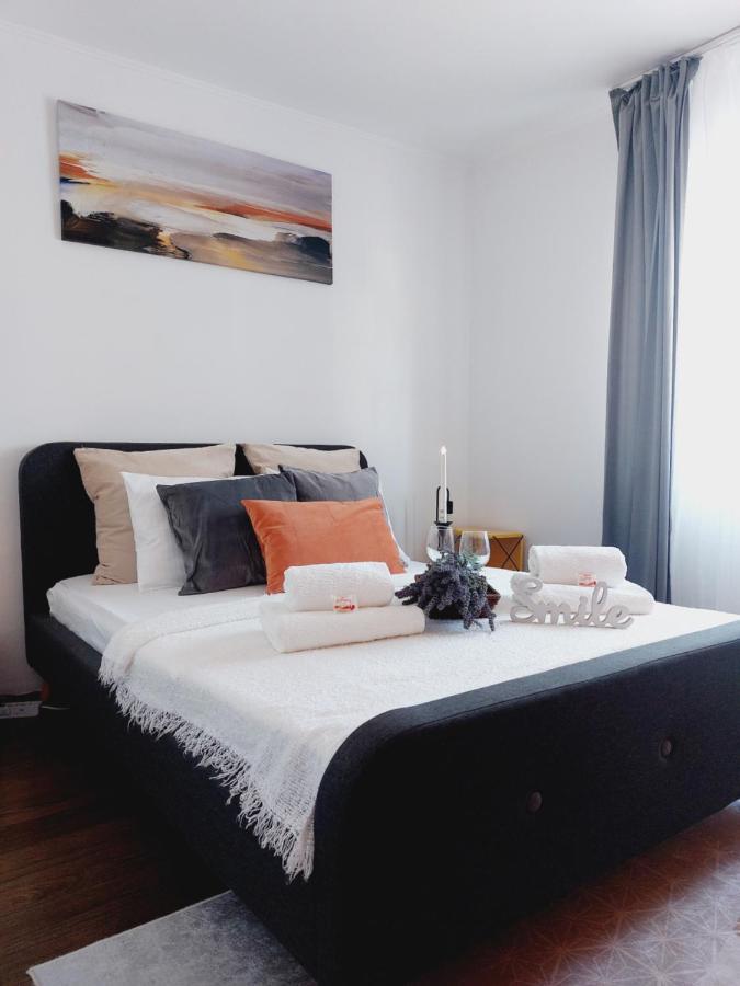 Cozy Apartment In The Center Of Bükreş Dış mekan fotoğraf